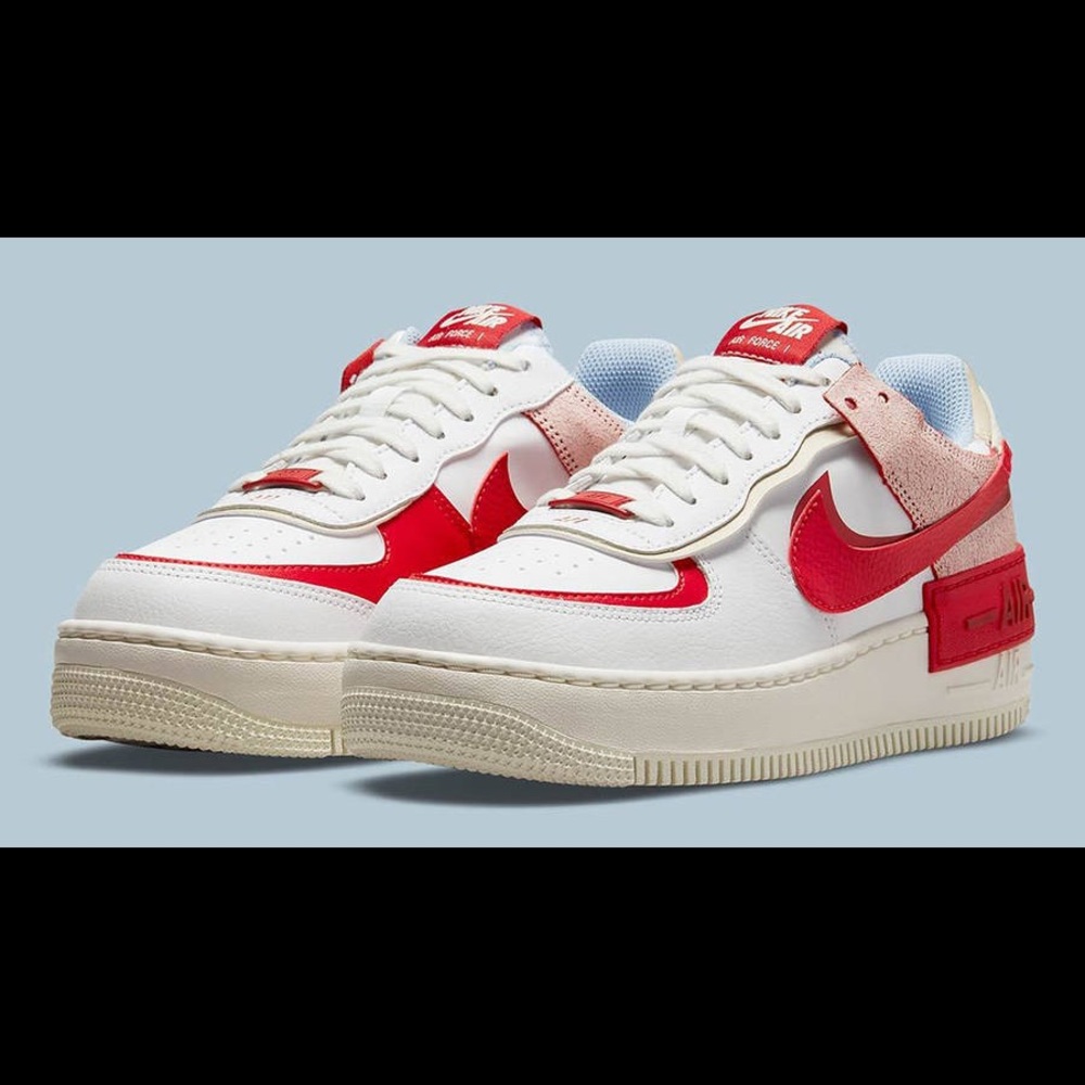 [SOLD] Womens Nike Air Force 1 Shadow Size 6.5, Summit White/University red